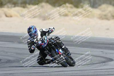 media/Dec-07-2025-CVMA (Sun) [[3e7d2de5dc]]/Race 7-Formula Lightweight Twins Shootout/